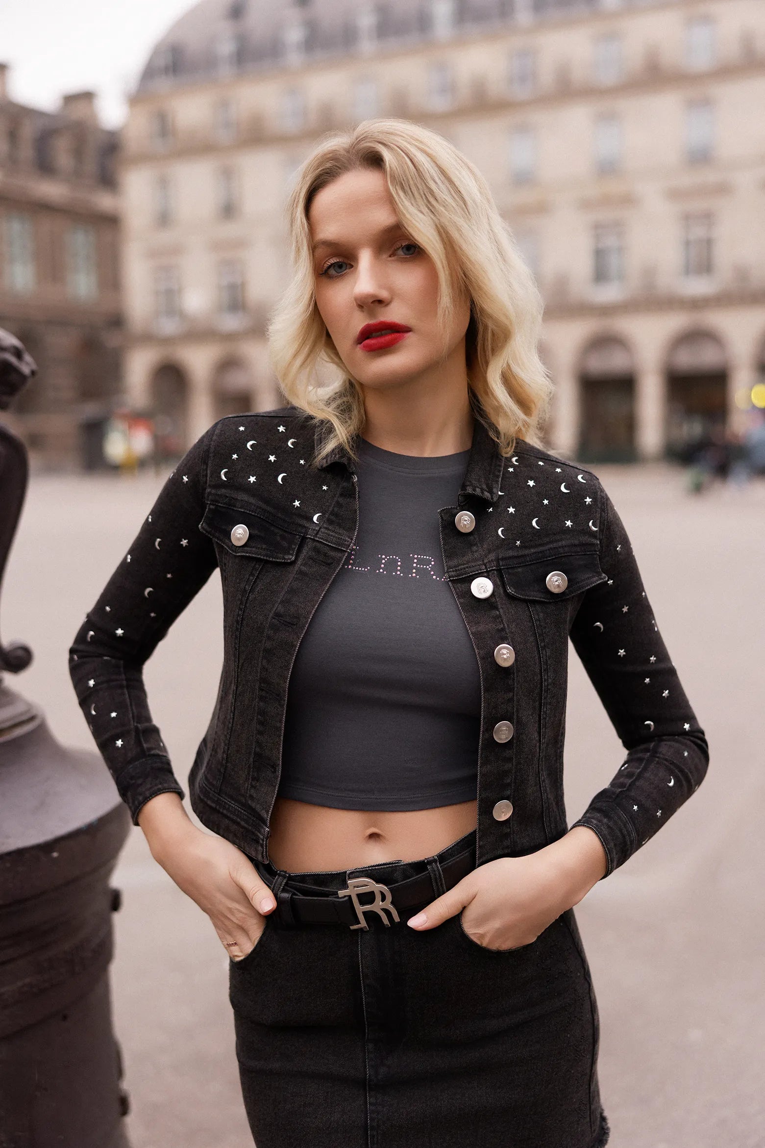 Real n Rare Crop Tee - Grey