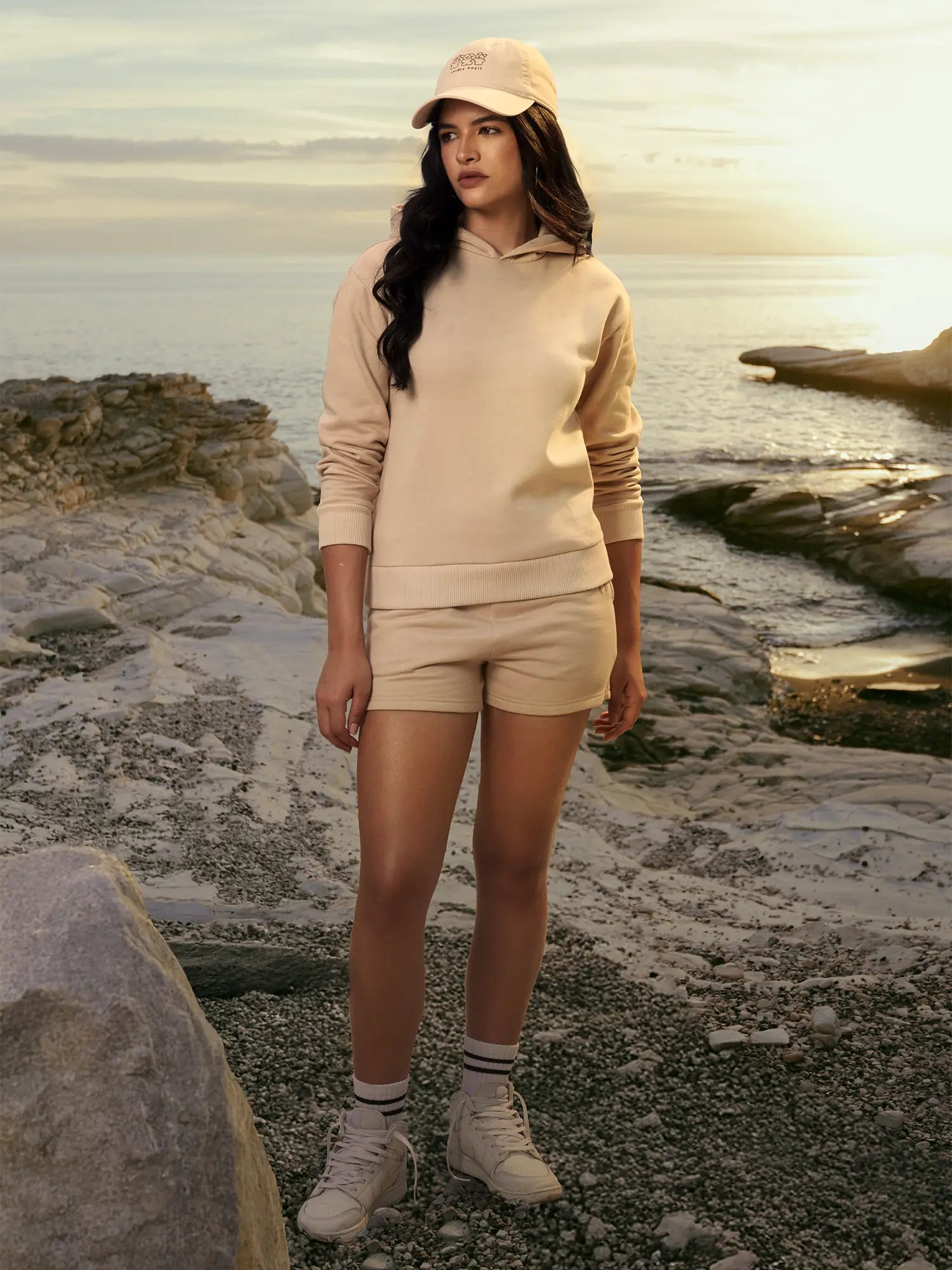 Vision Hoodie & Shorts - Beige.